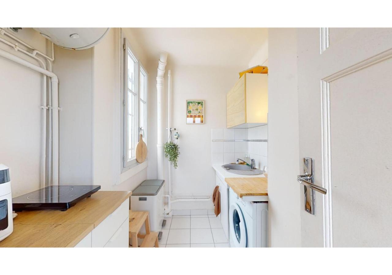 Appartement Joivy Charming Studio With Eiffel Tower View Paris